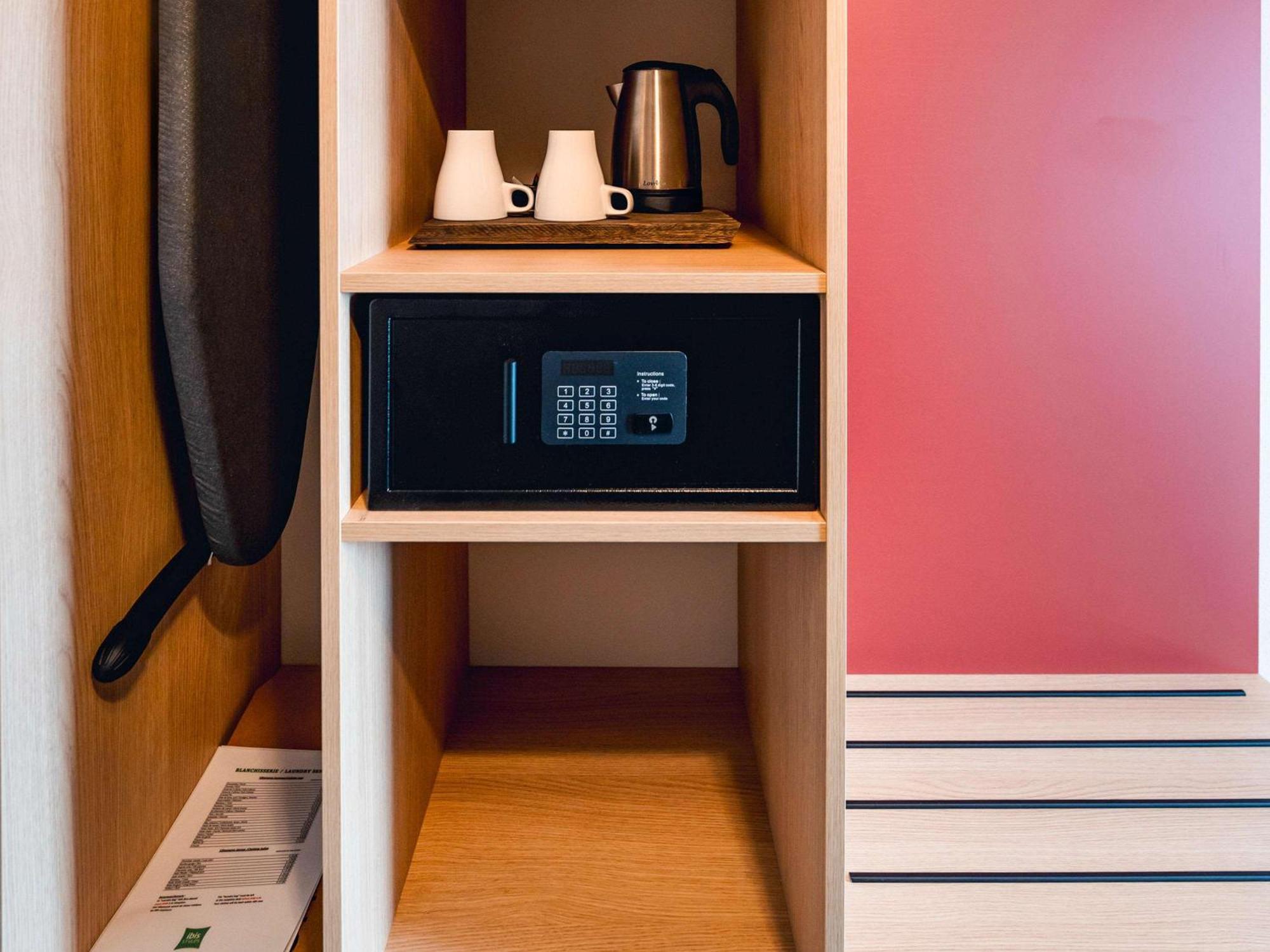 Ibis Styles Charleroi Airport Aero 44 Hotel Luaran gambar